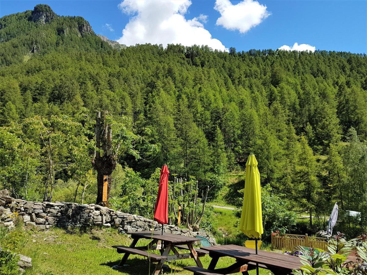 LA JARBELLE - Gîte et Spa Les Orres Extérieur photo